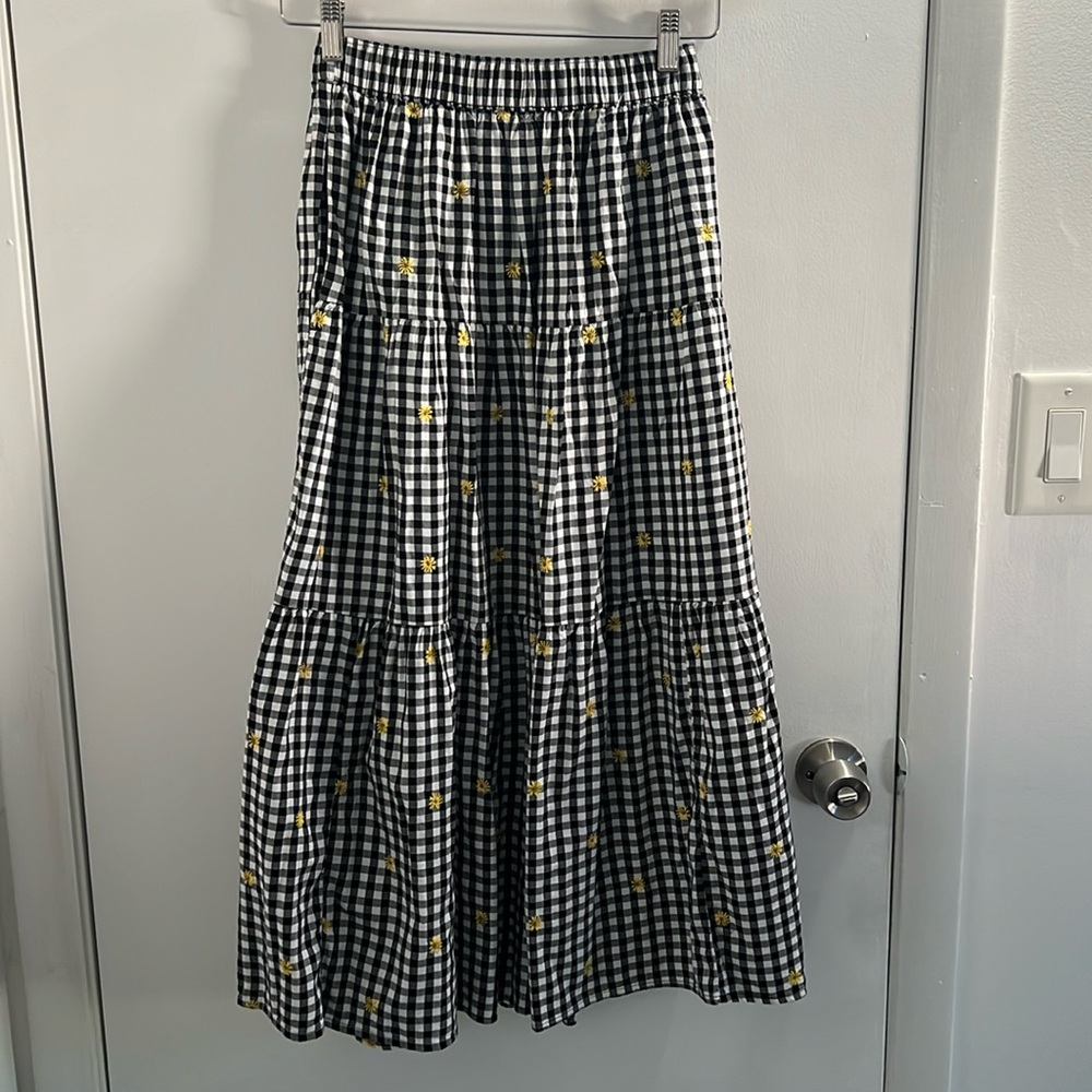 Old Navy Checkered Flower Skirt